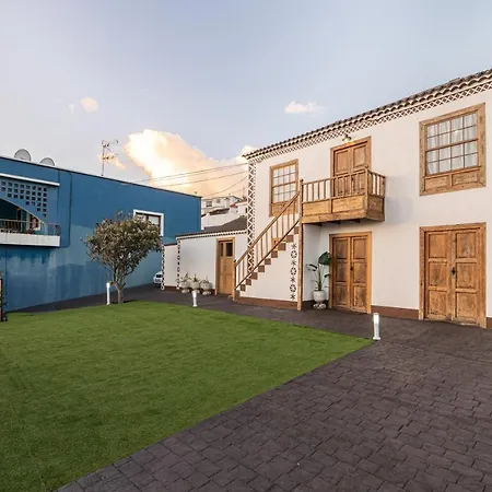 Holiday home La Carmona House *