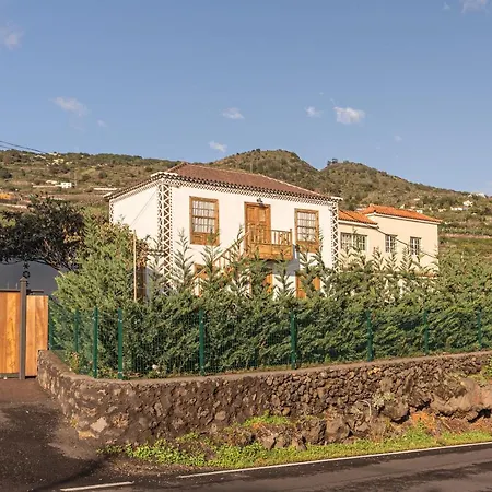 Holiday home La Carmona House *