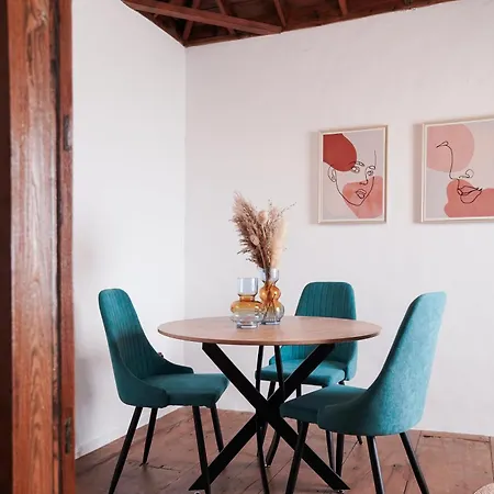 La Carmona House Holiday home *